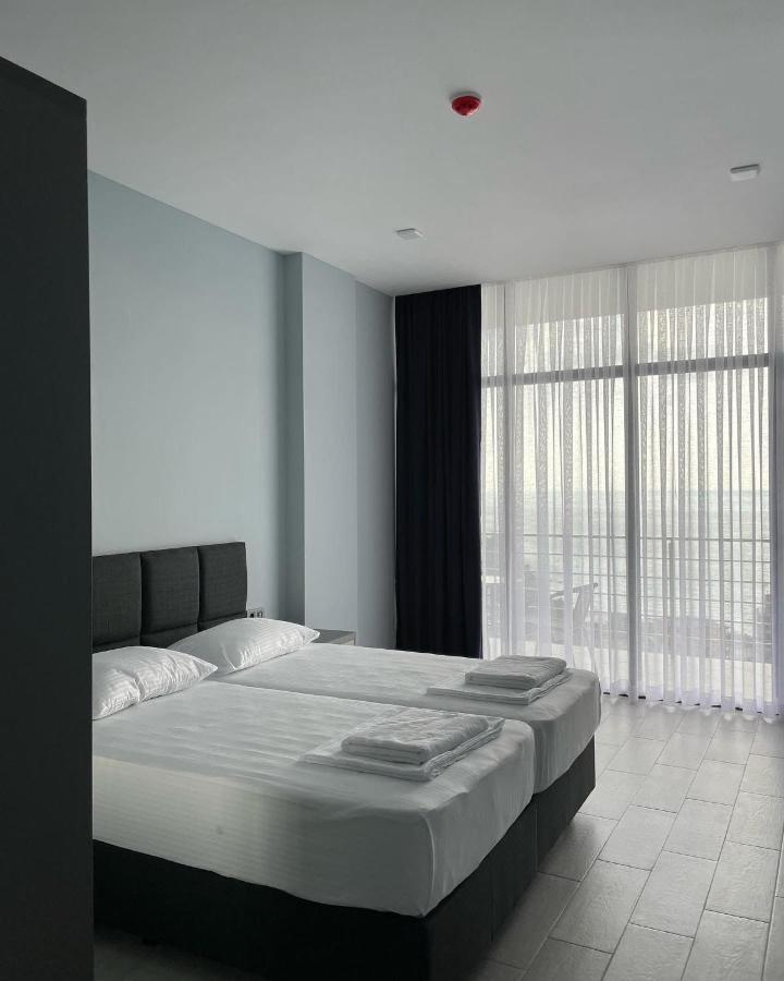 Hotel Biota Kvariati Kültér fotó